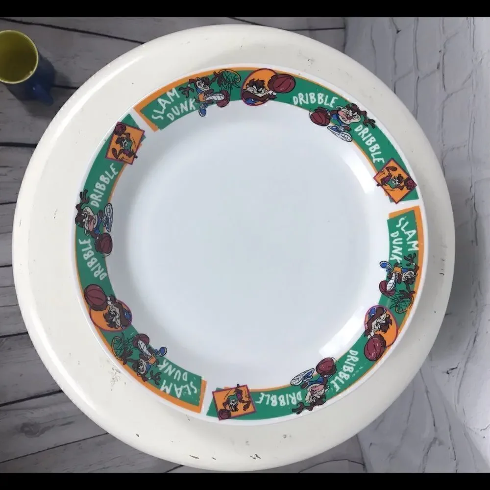 The Taz 3D cup and Basketball theme plate EUC